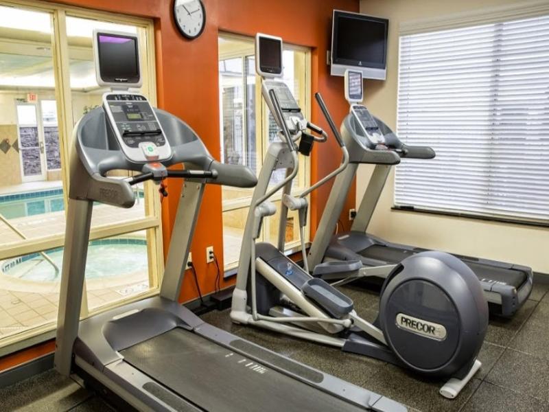 Hilton Garden Inn And Fayetteville Convention Center Екстериор снимка